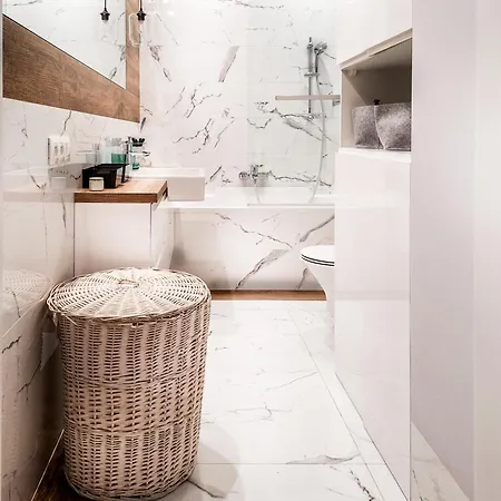 Classy 2-room With Private Garden And Air Conditioning- Old Town * Krakow