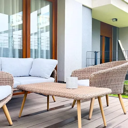 Apartmán Classy 2-room With Private Garden And Air Conditioning- Old Town