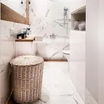 Classy 2-room With Private Garden And Air Conditioning- Old Town * Cracovia
