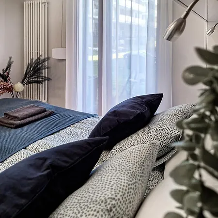 Lägenhet Classy 2-room With Private Garden And Air Conditioning- Old Town Kraków